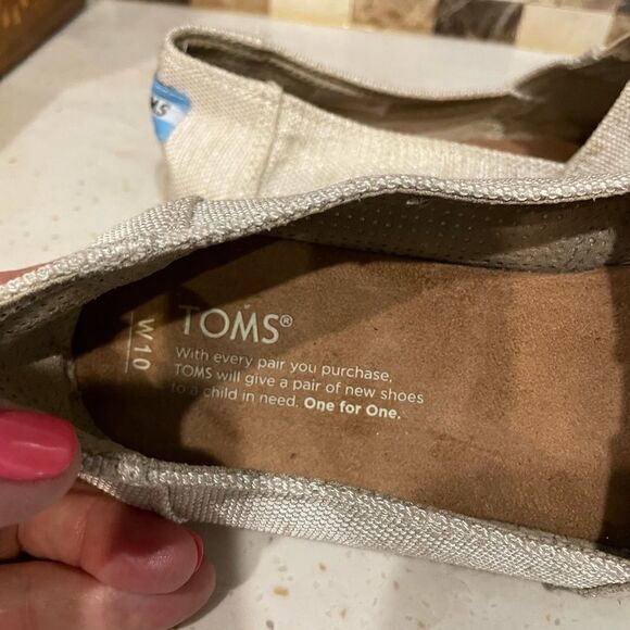 Toms Open Toe Shoes  - Picture 3 of 4